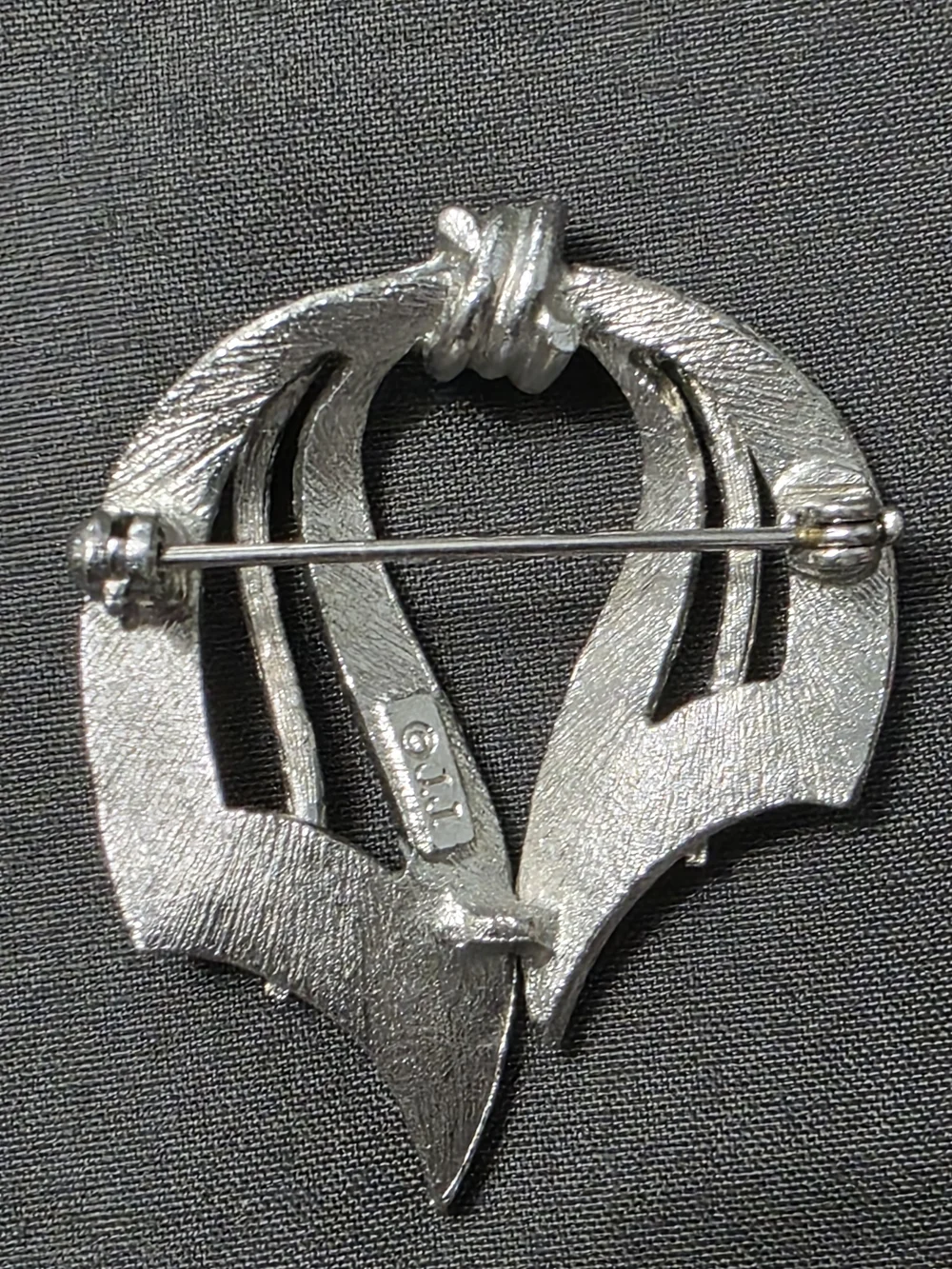 Estate Silver-Tone Sculpted Leaf Designer Brooch - 547